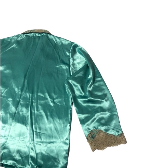 Vintage Victoria's Secret Gold Label 2 Piece
Button Up Night Shirt & Pajama Pant - Picture 9 of 15